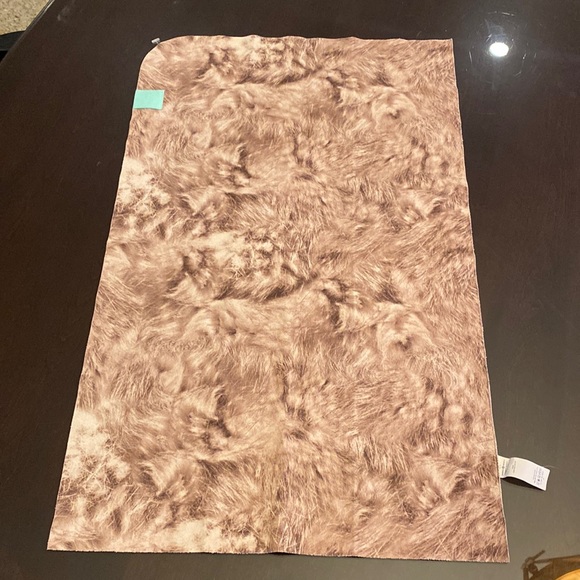 Lululemon The (Small) Towel. Animal print. - Picture 1 of 5